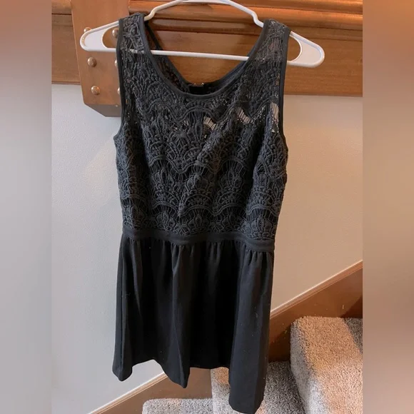 Lilly Pulitzer Black Rhea Lace Dress, Large